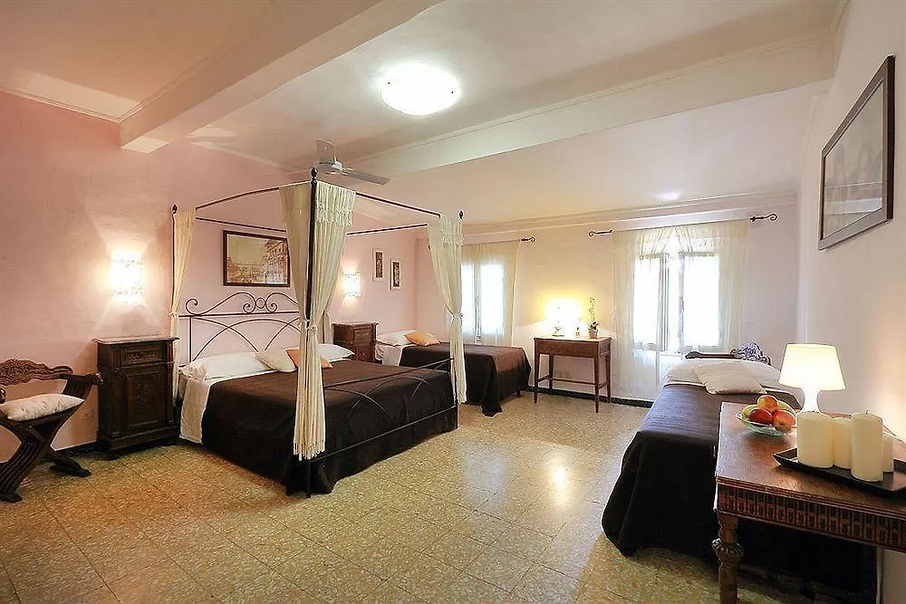 Relais Sampaoli Bed & Breakfast Florence 0*,  Italy