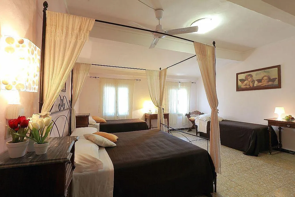 Relais Sampaoli Bed & Breakfast Florence